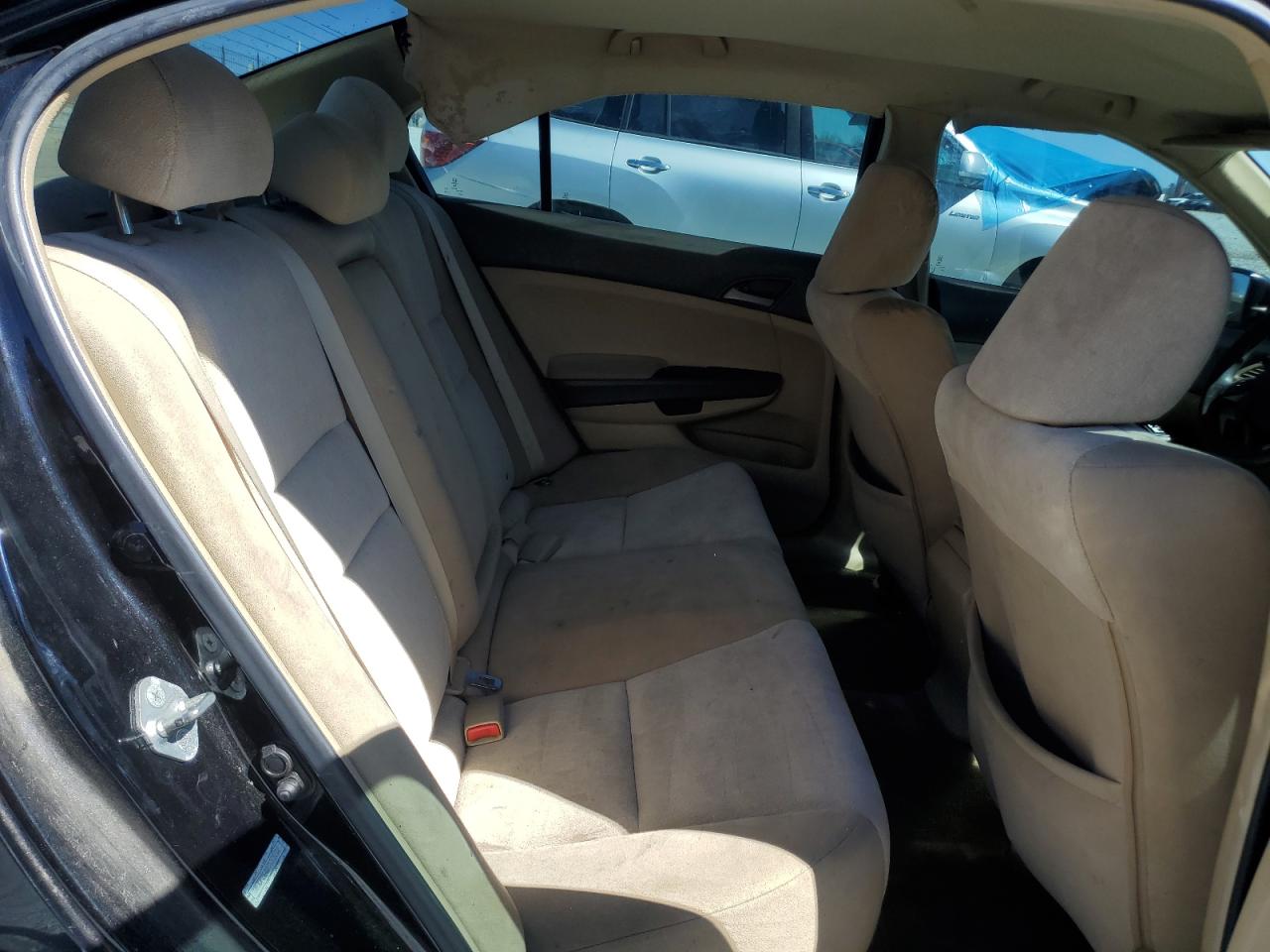 2009 Honda Accord - Image 10