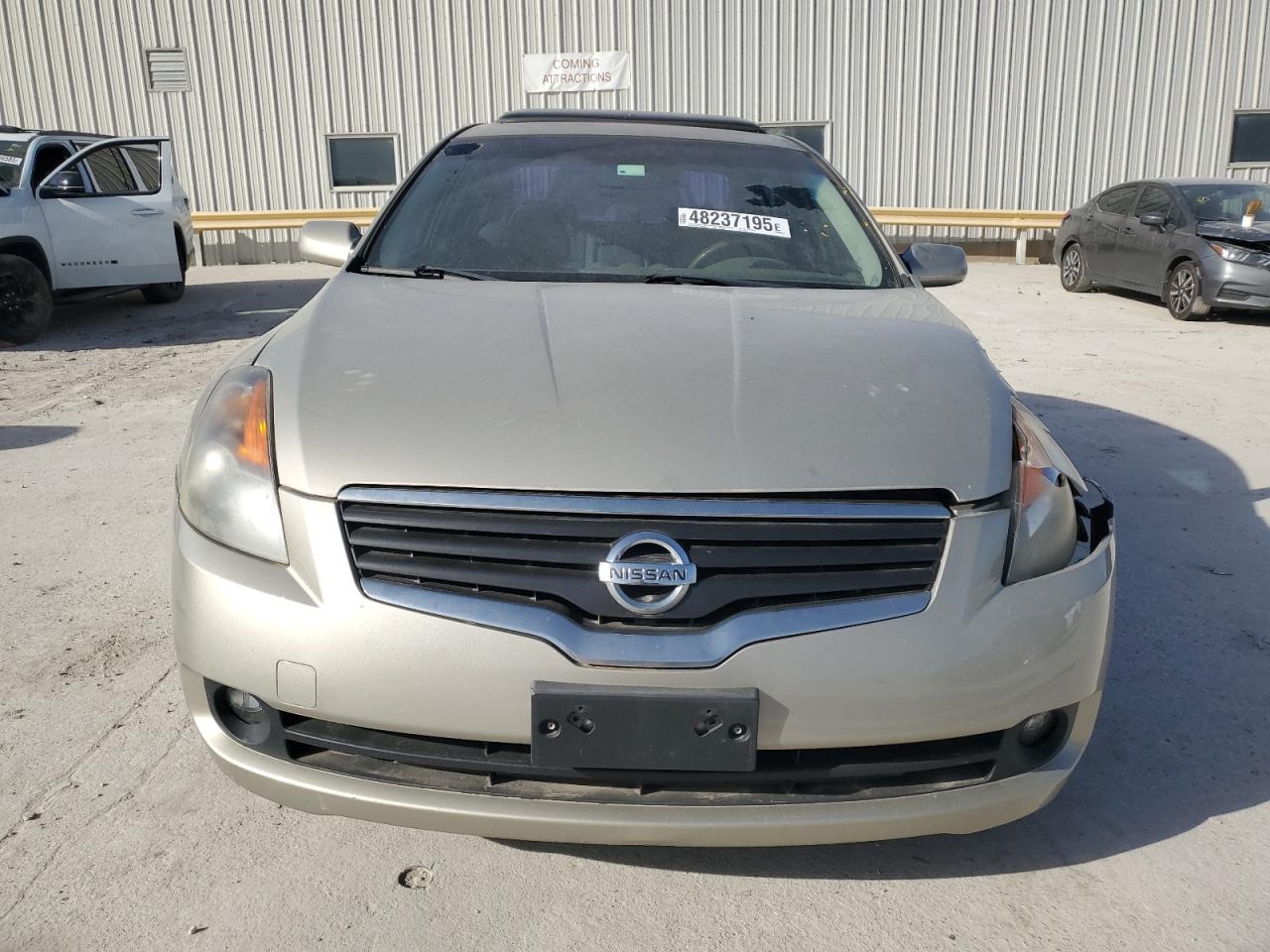 2009 Nissan Altima - Image 5