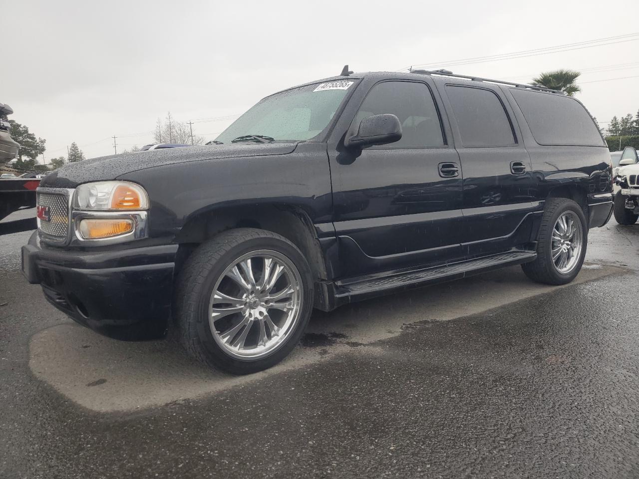 2006 GMC Yukon - Image 1