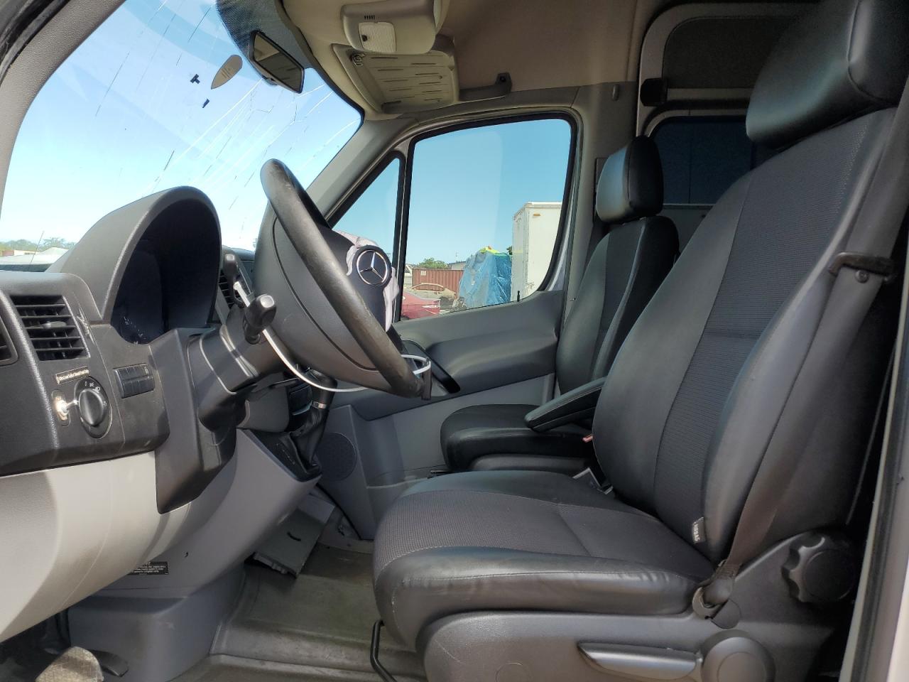 2017 Mercedes-Benz Sprinter 2500 VIN: WDZPE8CD5HP399696 Lot: 50606145