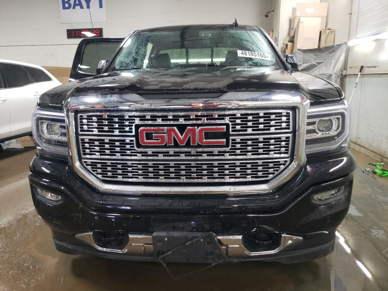 2017 GMC Sierra - Image 5