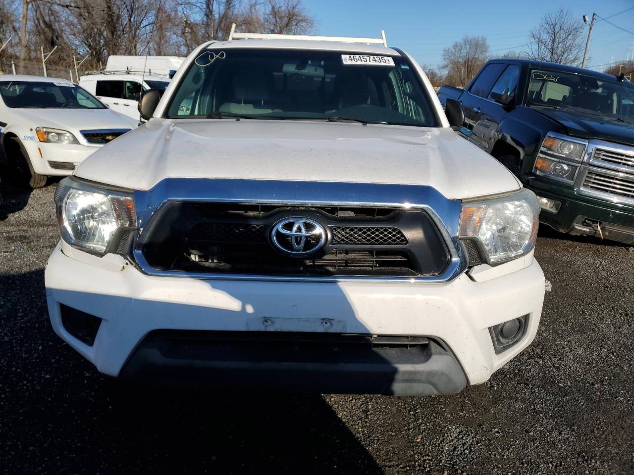 2015 Toyota Tacoma - Image 5