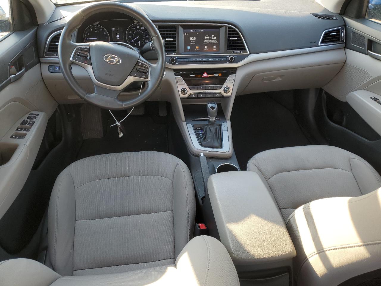 2018 Hyundai Elantra - Image 8