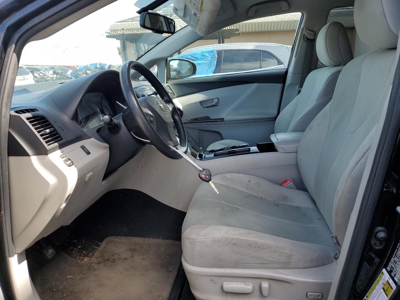 2010 Toyota Venza - Image 7