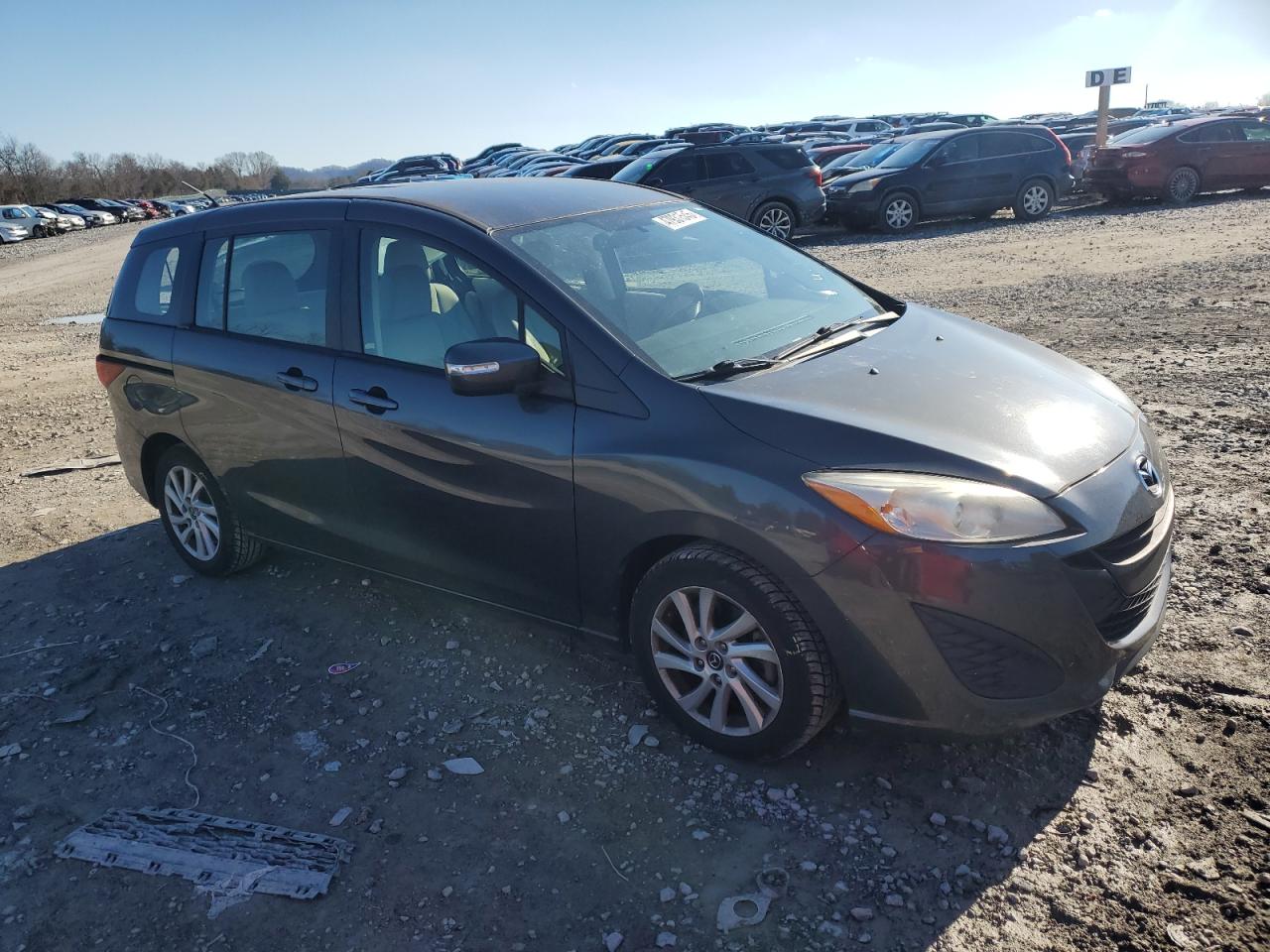 2015 Mazda 5 - Image 4