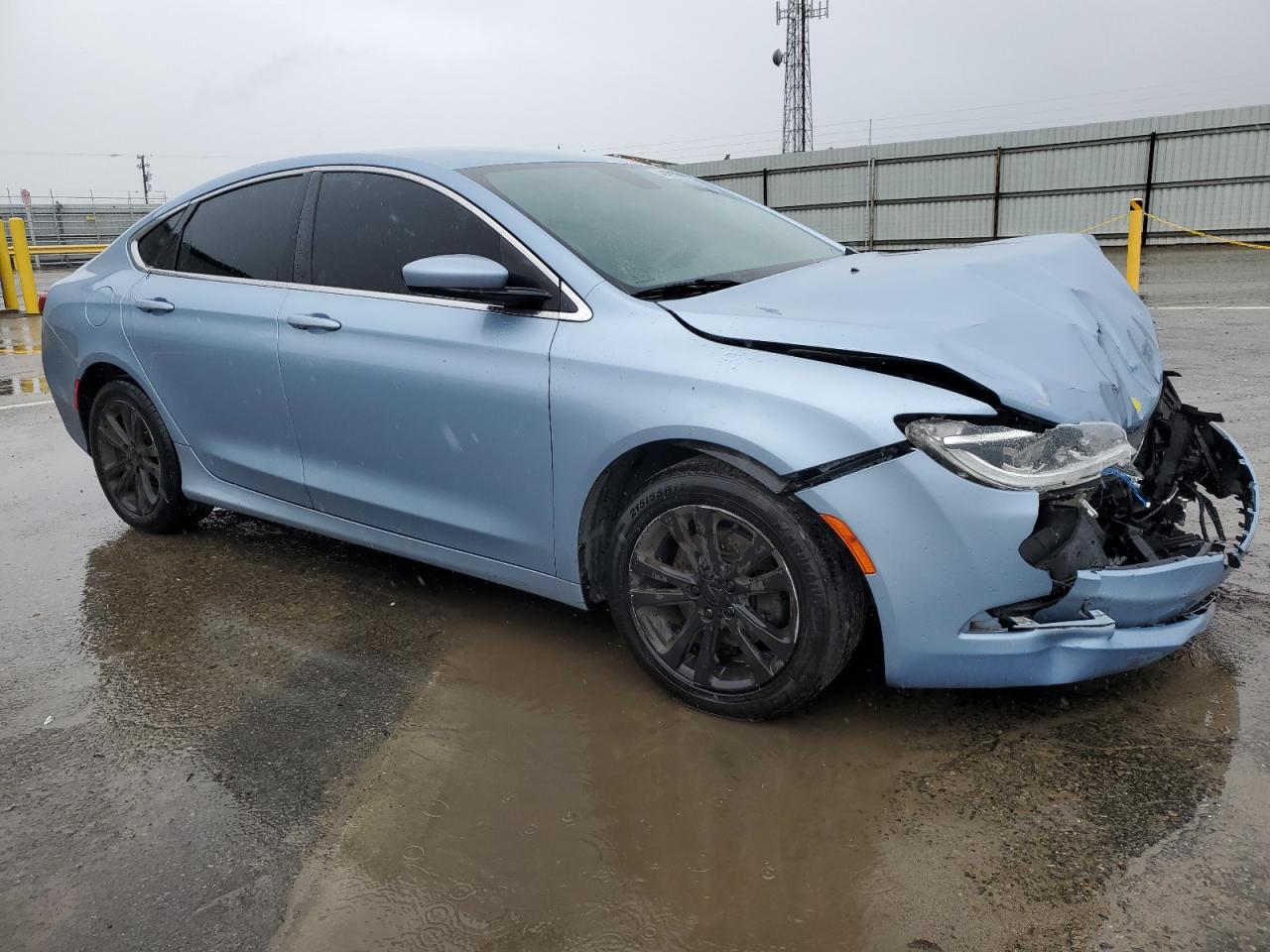2015 Chrysler 200 - Image 4