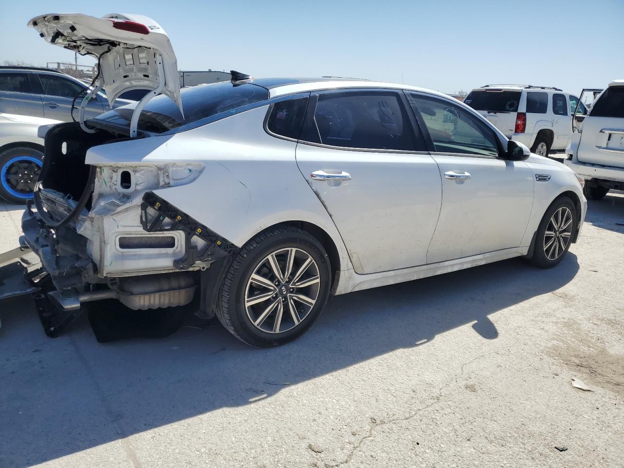 2019 Kia Optima - Image 3