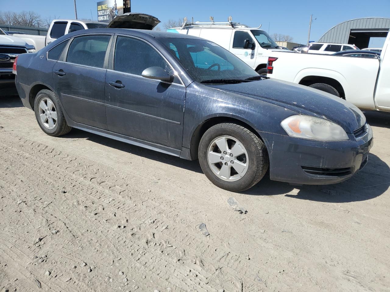 2009 Chevrolet Impala - Image 4