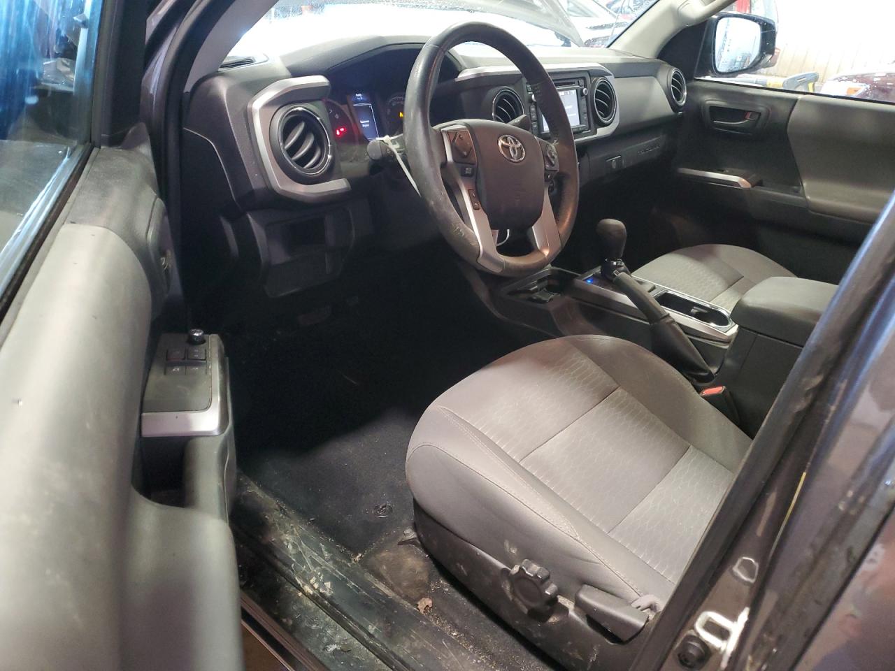 2017 Toyota Tacoma - Image 8