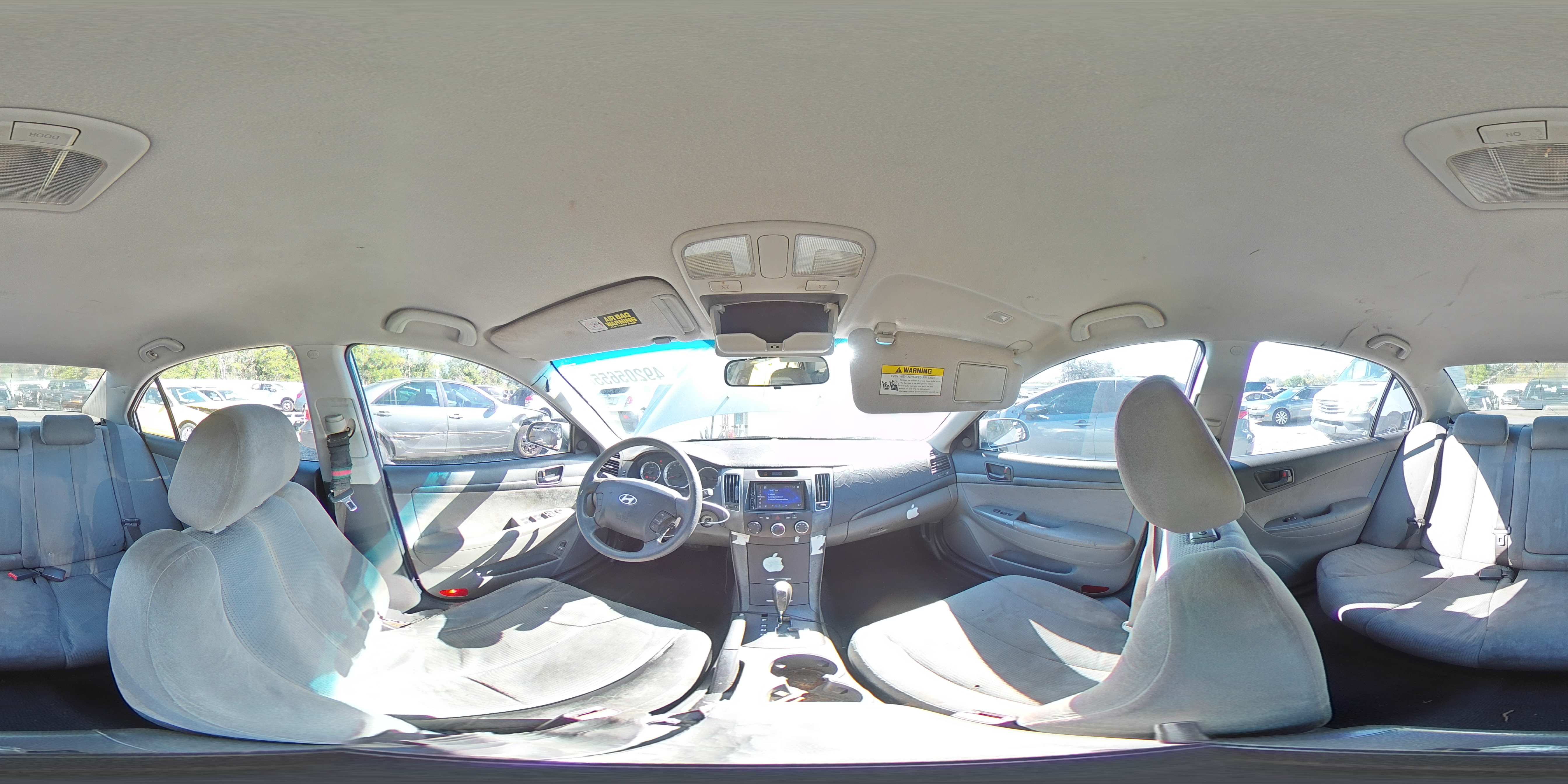 2009 Hyundai Sonata - Image 13