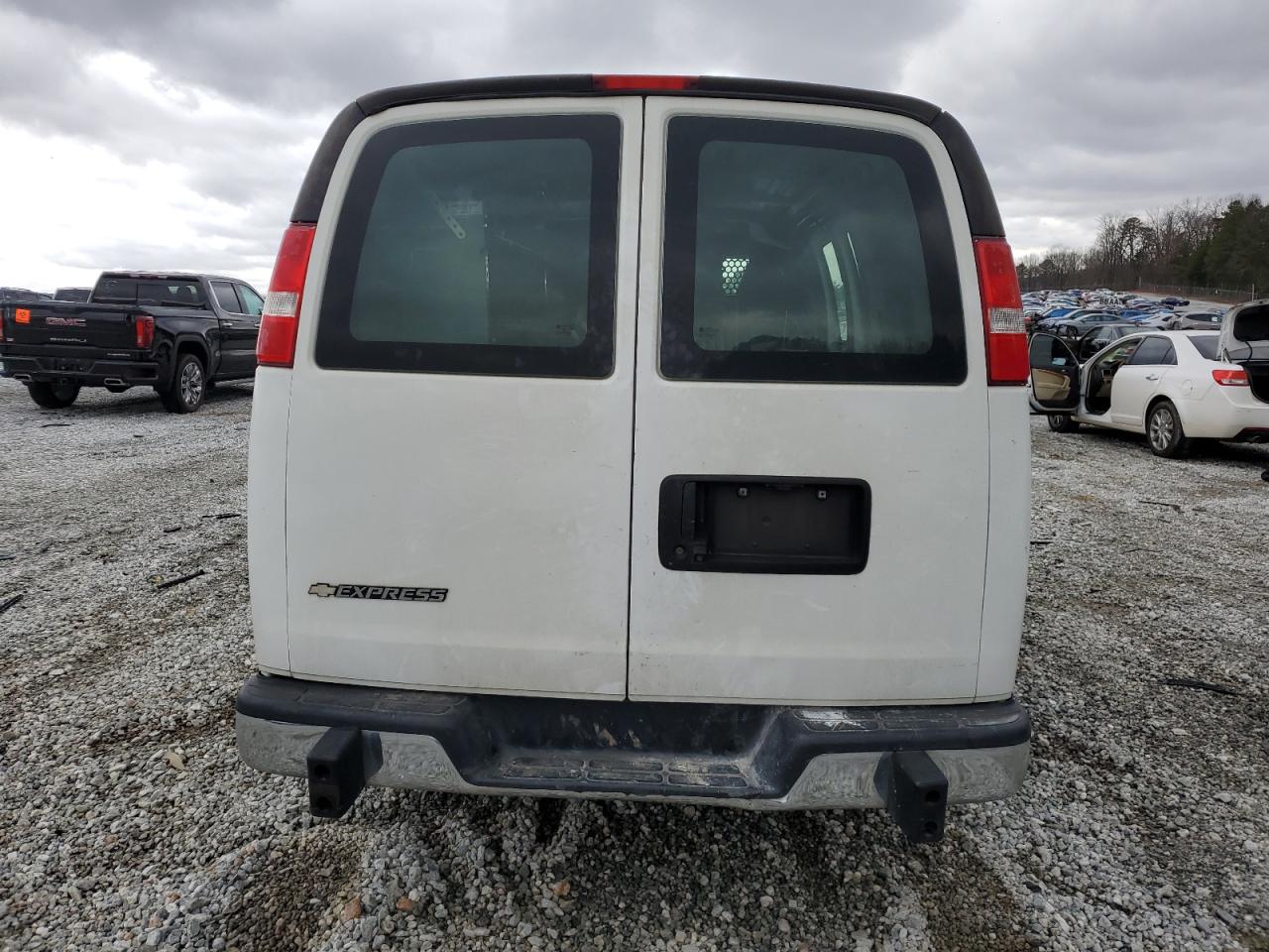 2020 Chevrolet Express G2500 VIN: 1GCWGAFG9L1164460 Lot: 47929895