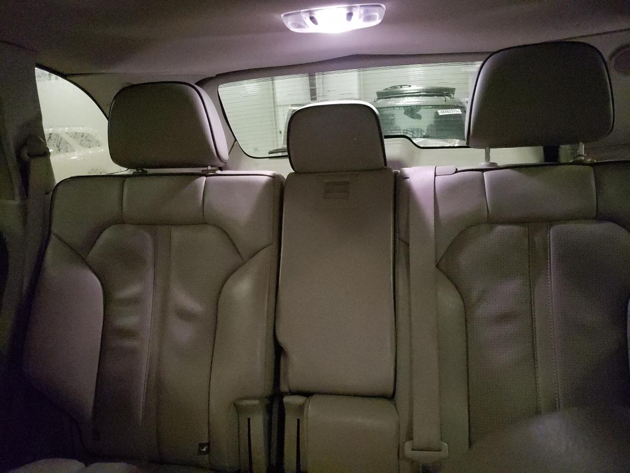 2011 Lincoln MKX - Image 10