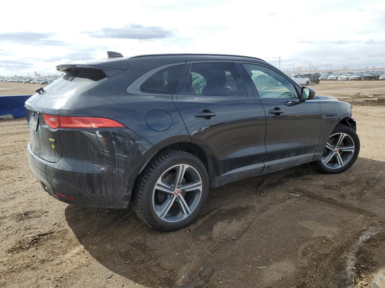 2020 Jaguar F-Pace - Image 3