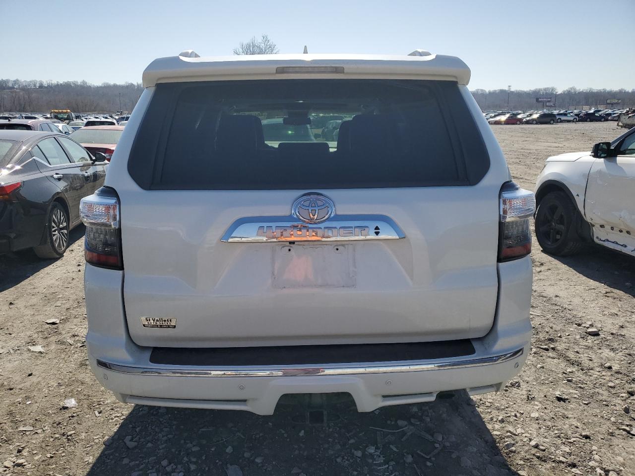 2014 Toyota 4Runner - Image 6