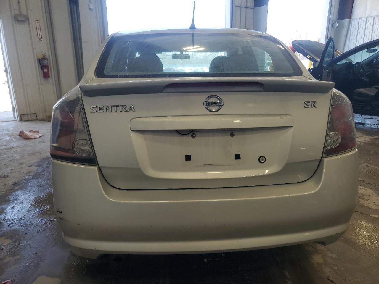 2010 Nissan Sentra - Image 6