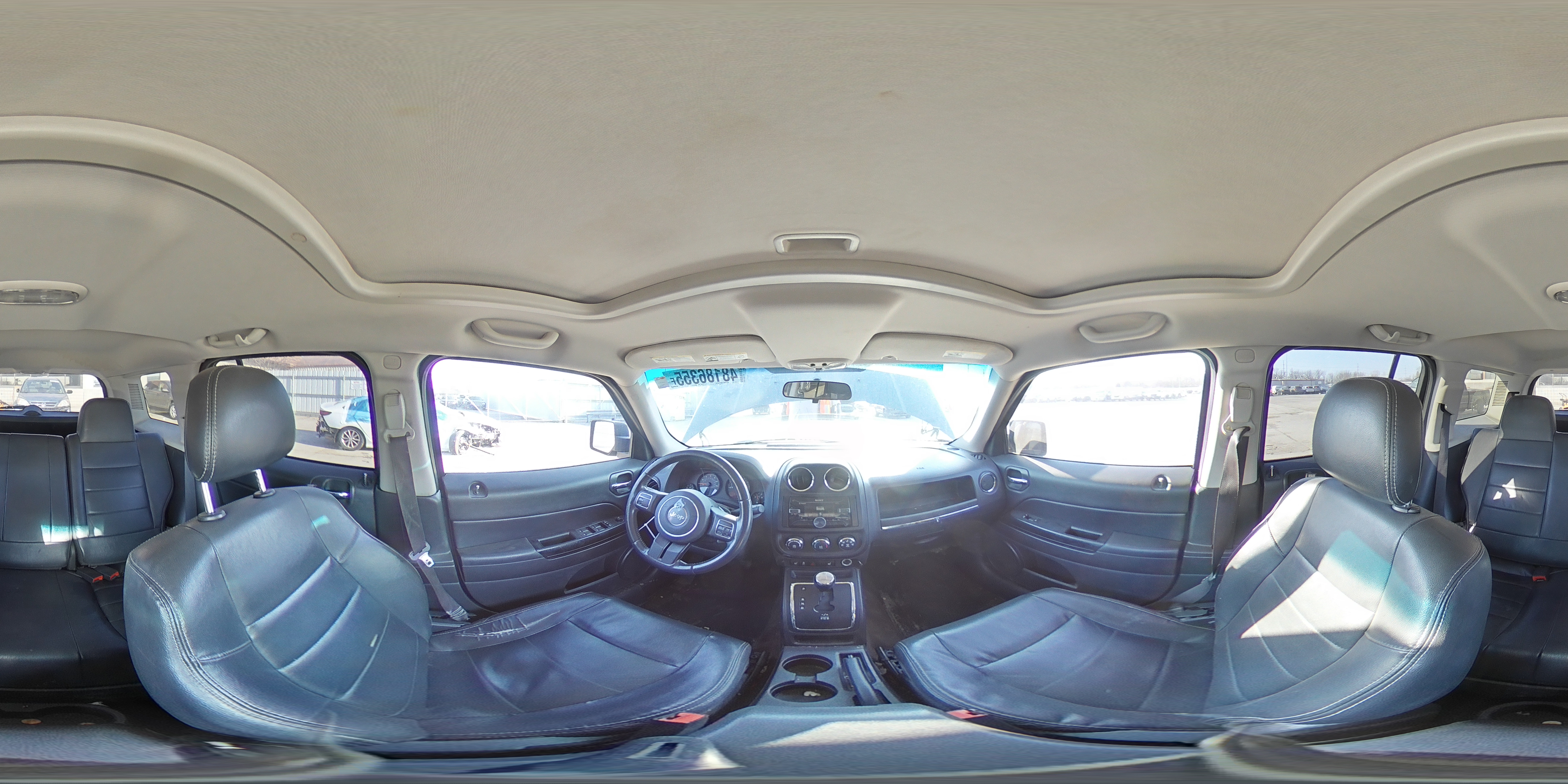 2014 Jeep Liberty (Patriot) - Image 13