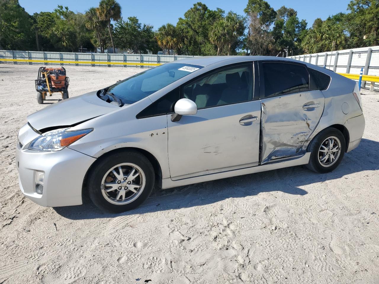 2010 Toyota Prius - Image 1