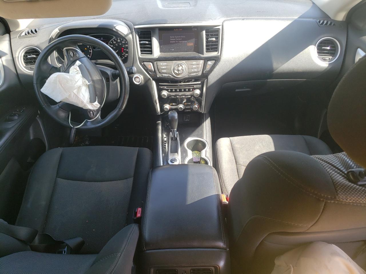 2018 Nissan Pathfinder - Image 8