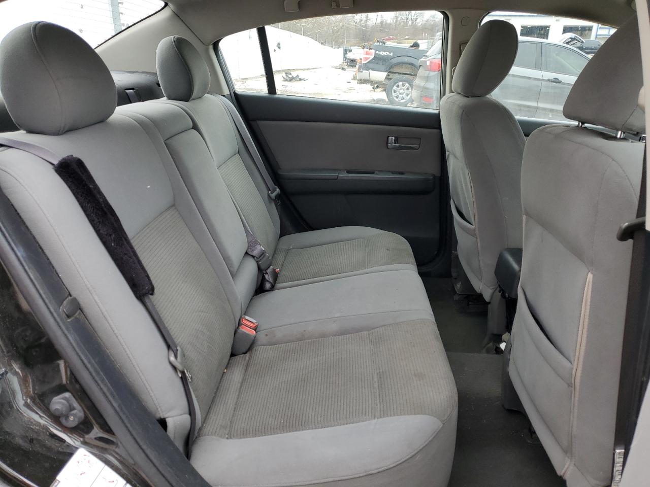 2010 Nissan Sentra - Image 11