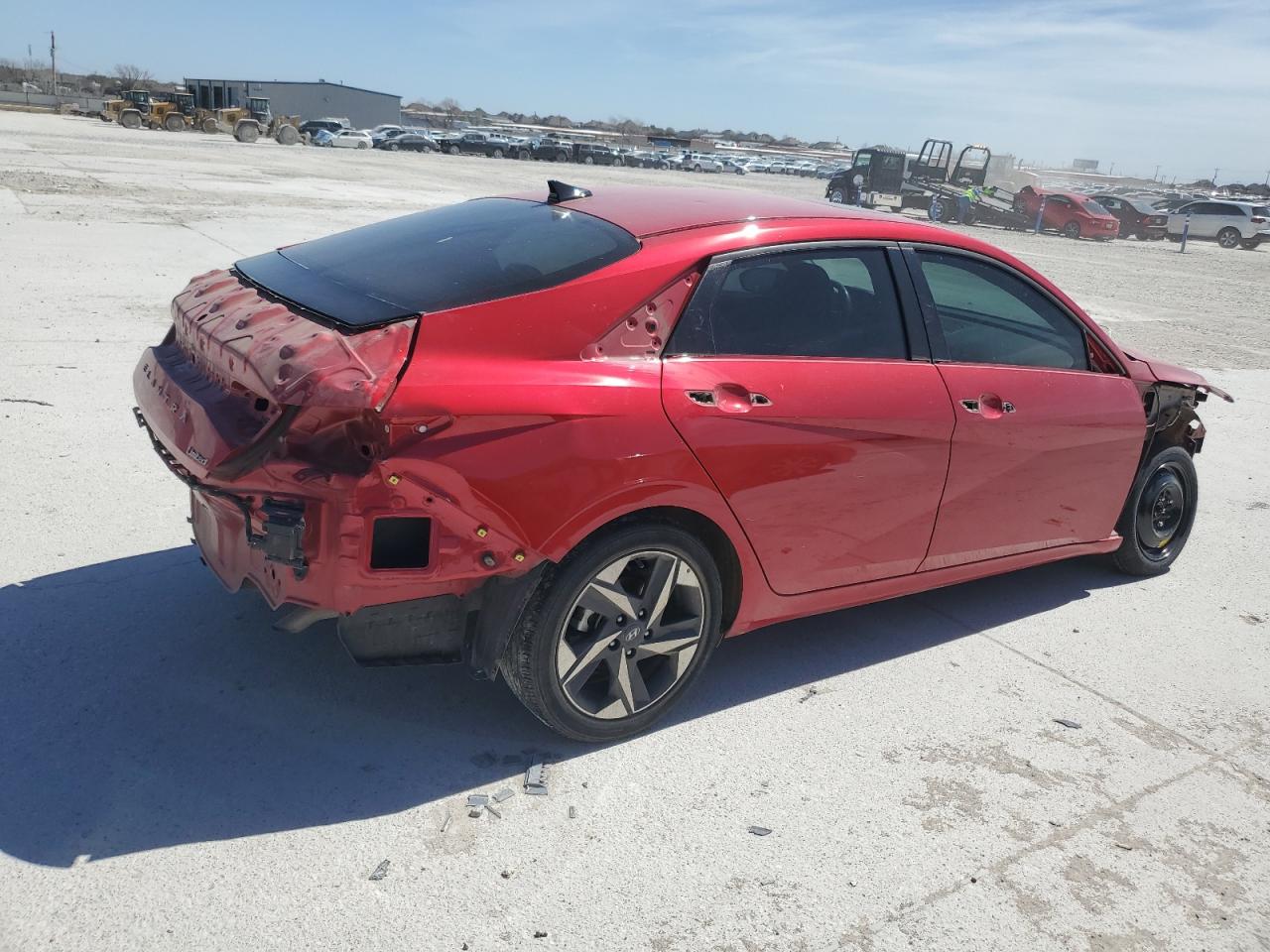 2023 Hyundai Elantra - Image 3