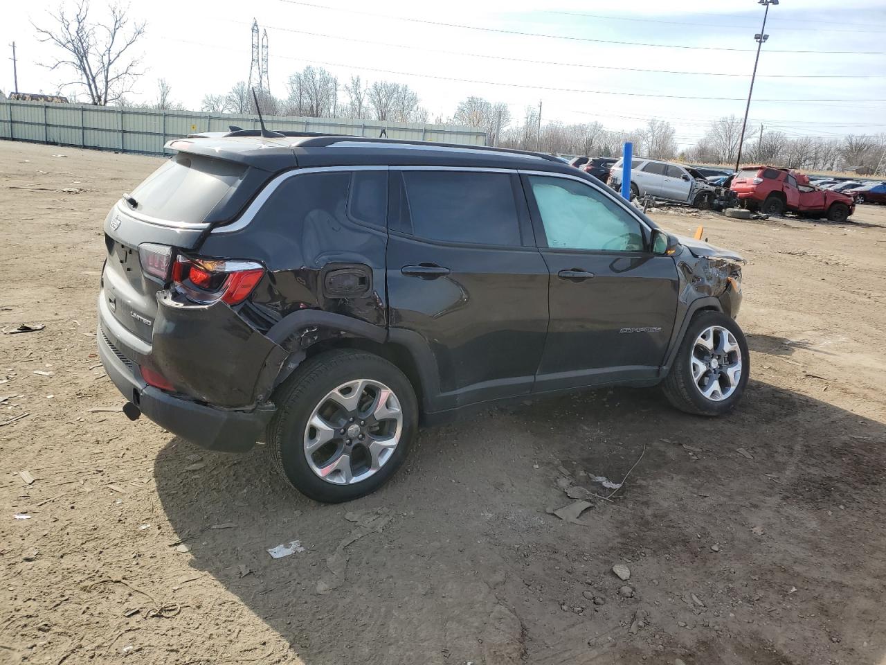 2018 Jeep Compass - Image 3