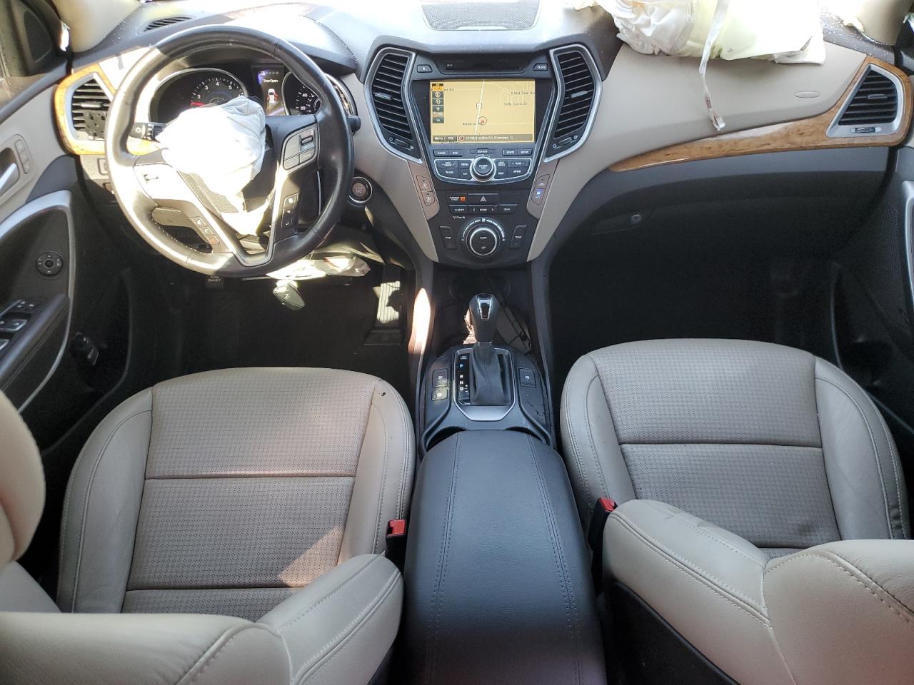 2015 Hyundai Santa Fe - Image 8