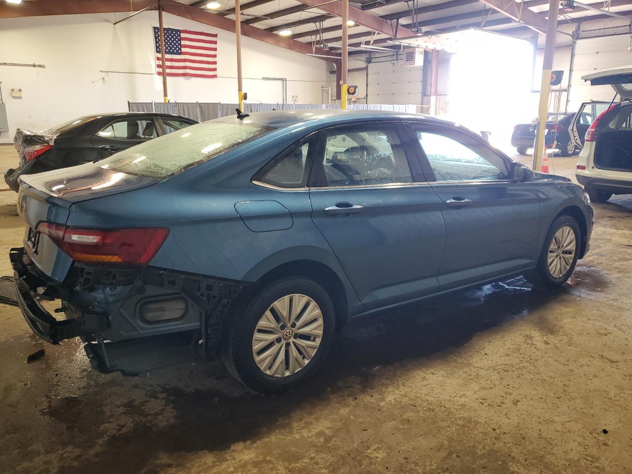2019 Volkswagen Jetta - Image 3