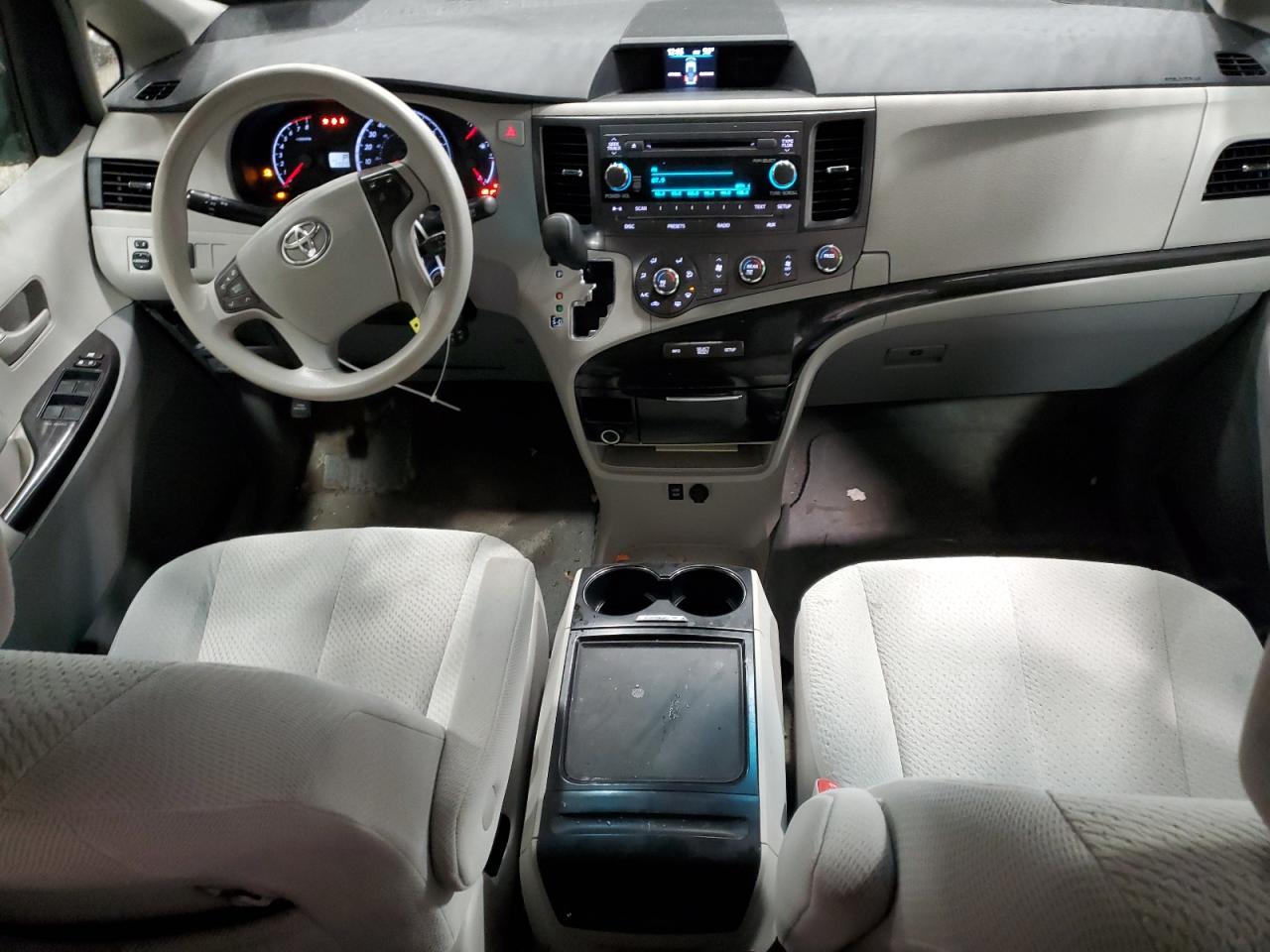 2012 Toyota Sienna Le VIN: 5TDKK3DC6CS230328 Lot: 49051555