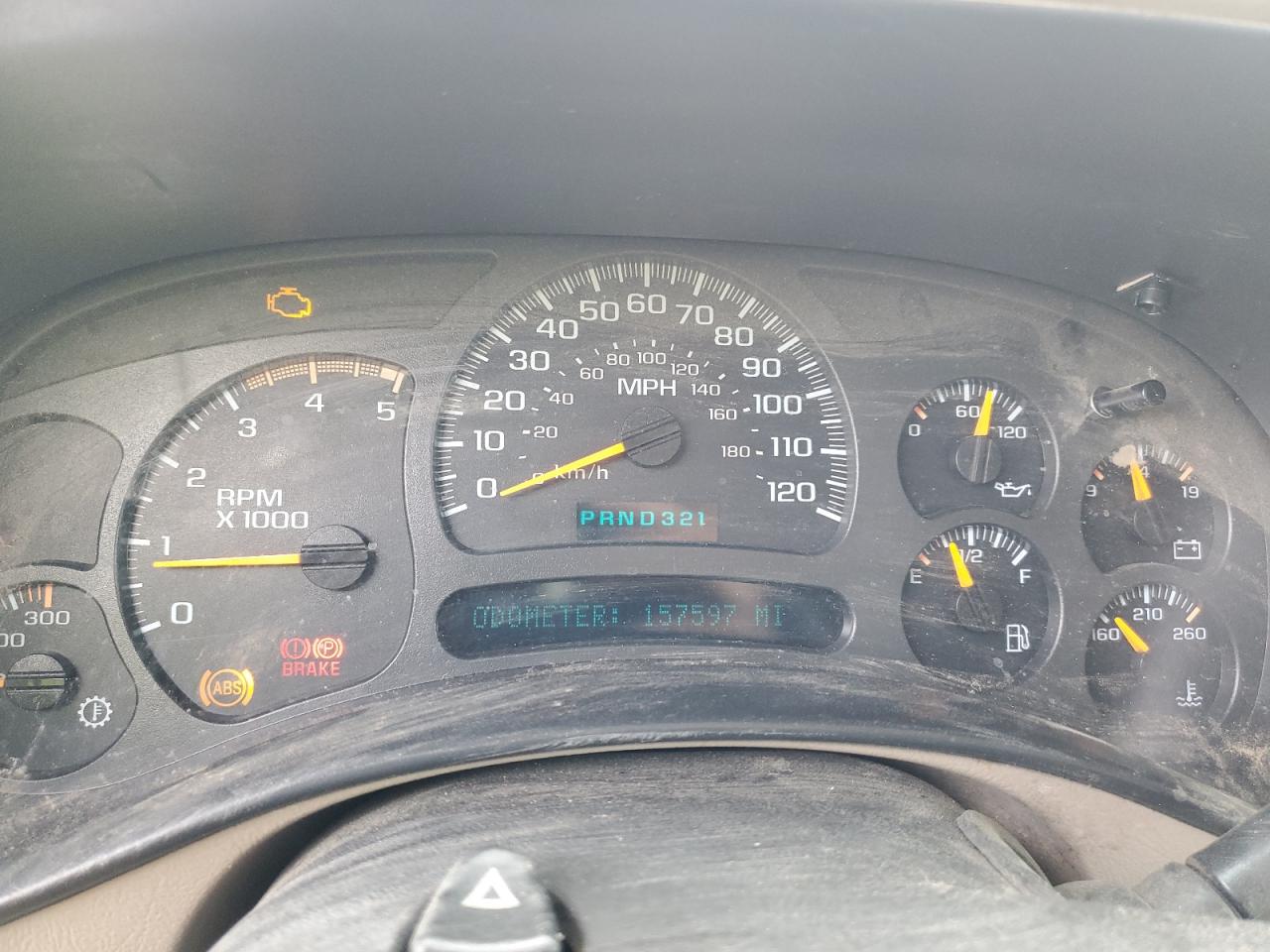 2004 Chevrolet Silverado - Image 9