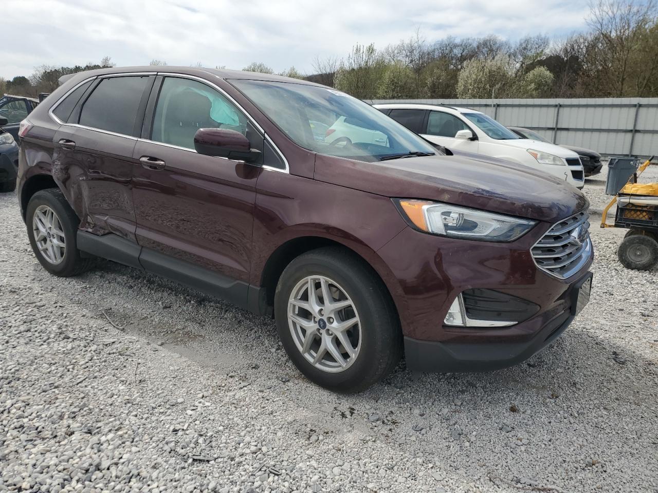 2021 Ford Edge - Image 4