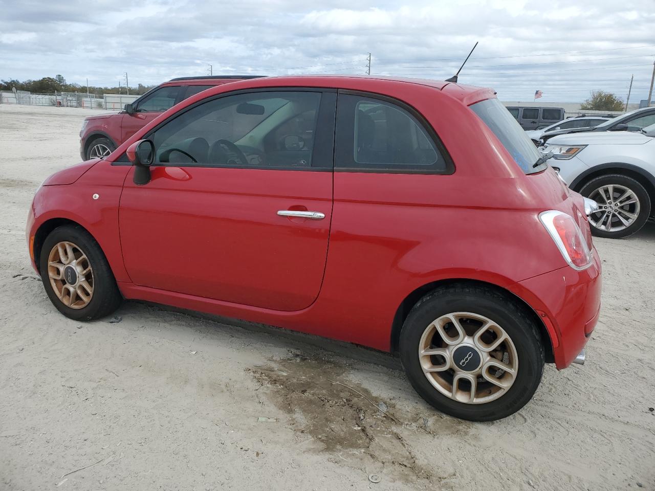 2015 Fiat 500 - Image 2