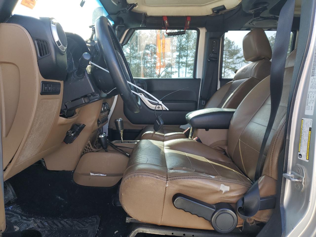 2011 Jeep Wrangler - Image 7