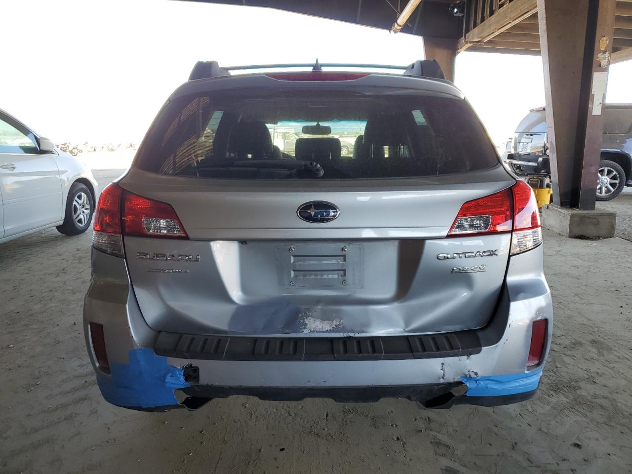 2013 Subaru Outback - Image 6