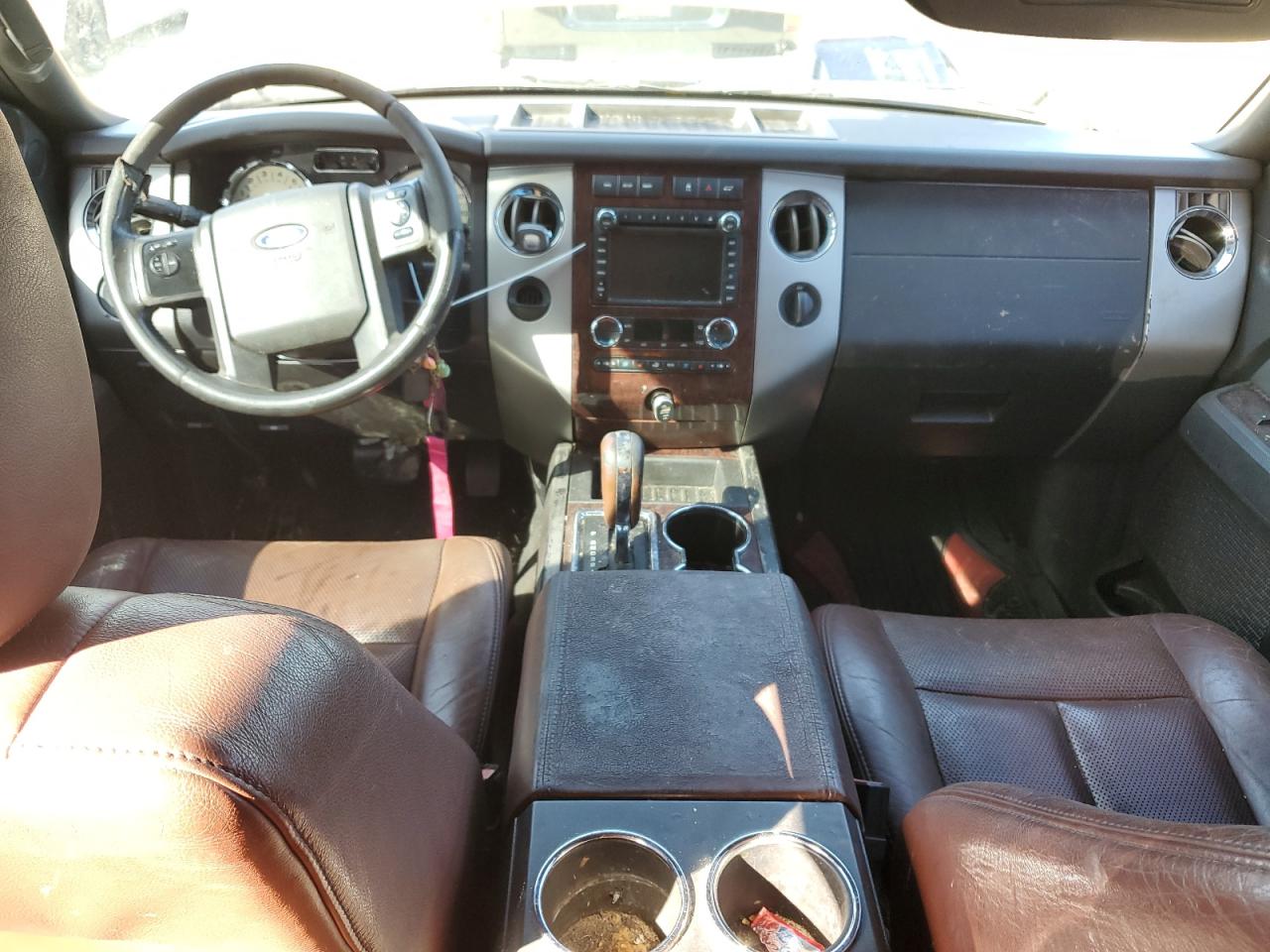 2011 Ford Expedition - Image 8