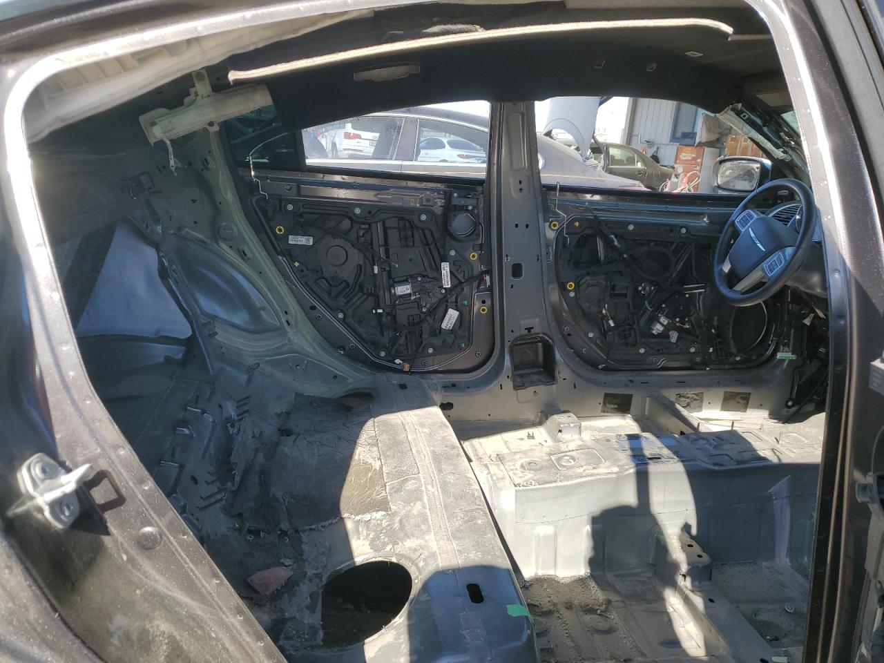 2020 Dodge Charger - Image 11