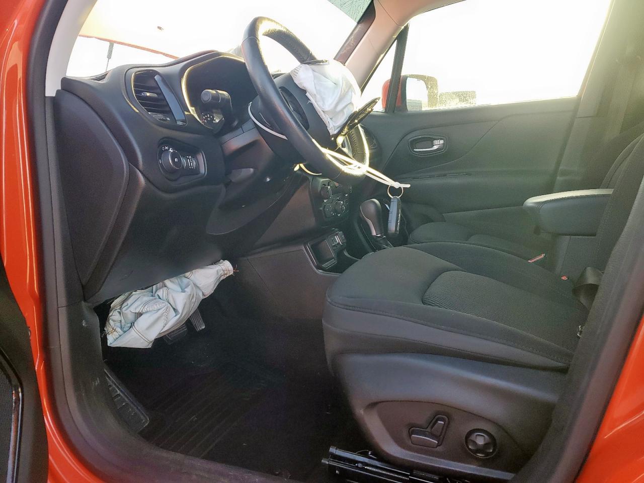 2018 Jeep Renegade - Image 7