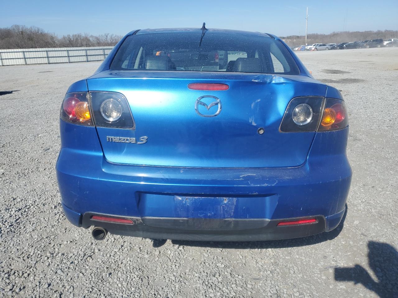 2005 Mazda 3 - Image 6
