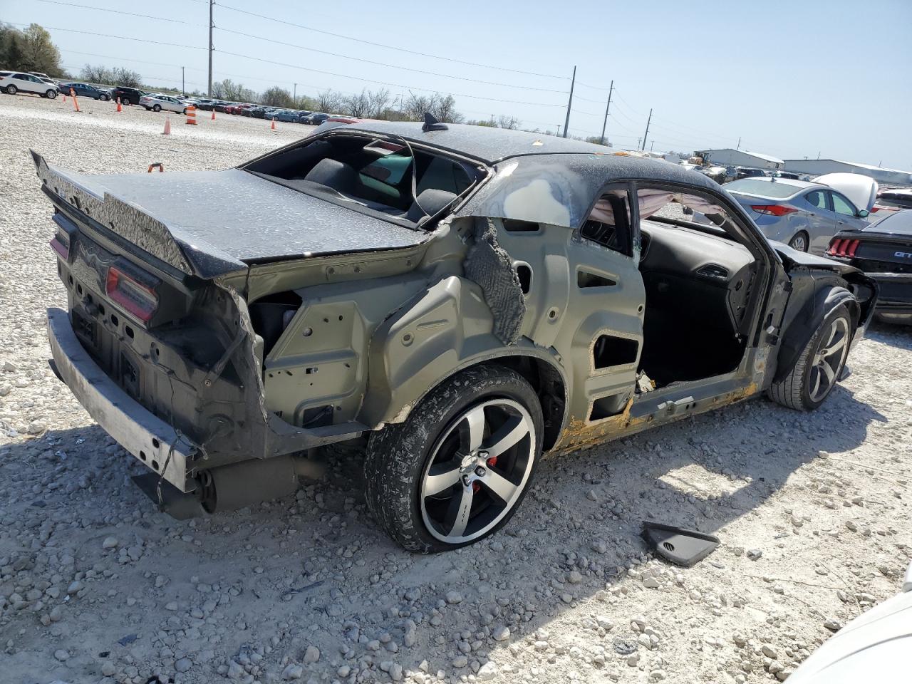 2016 Dodge Challenger - Image 3
