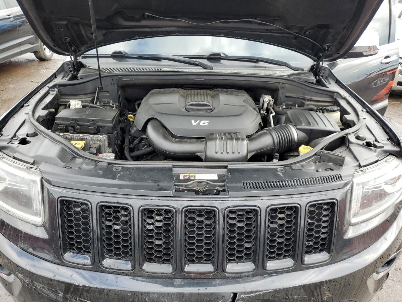 2014 Jeep Grand Cherokee - Image 12