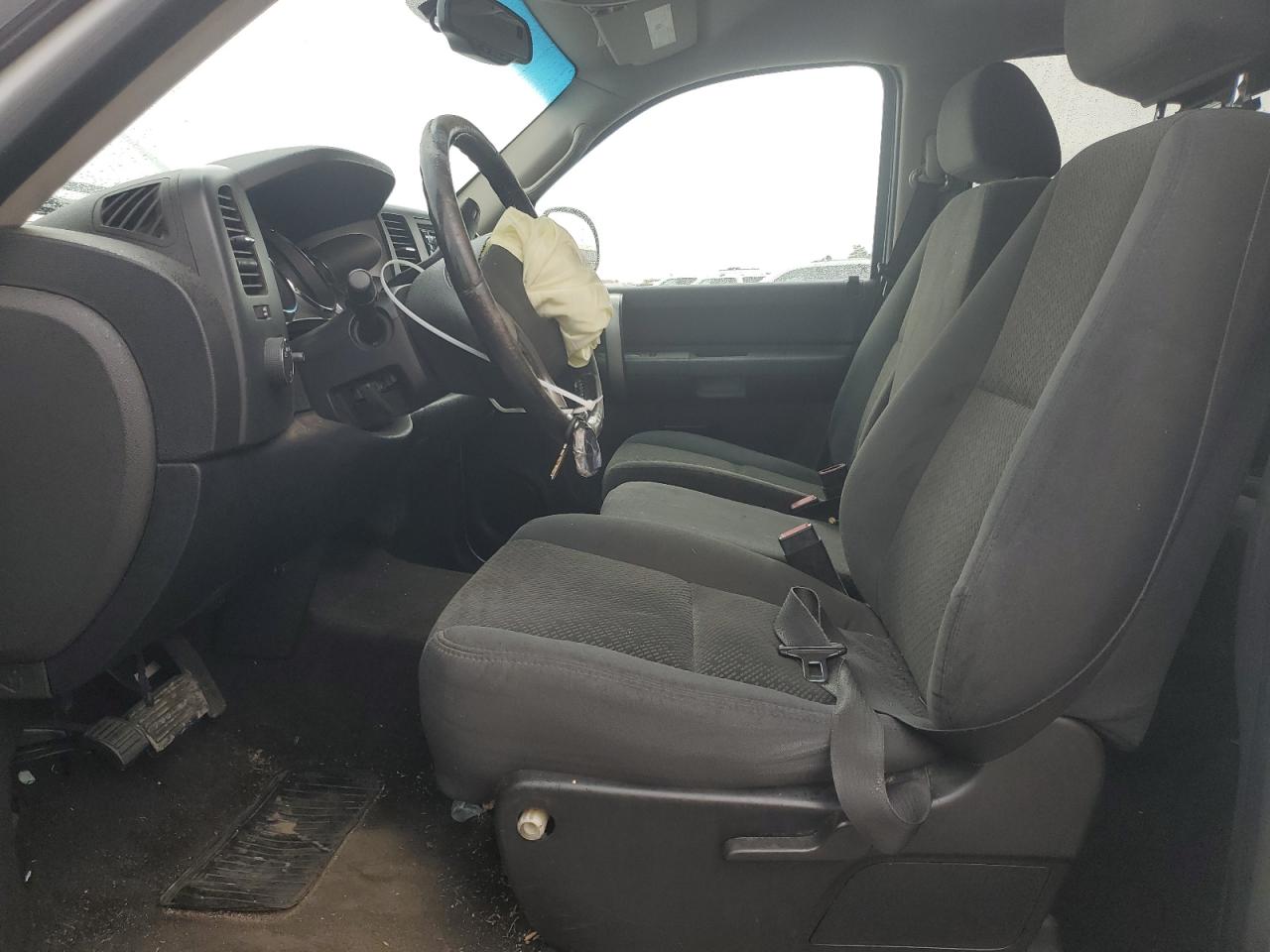 2007 Chevrolet Silverado - Image 7