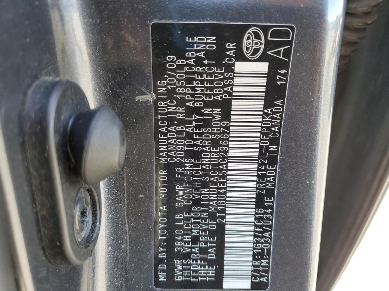 2010 Toyota Corolla - Image 13