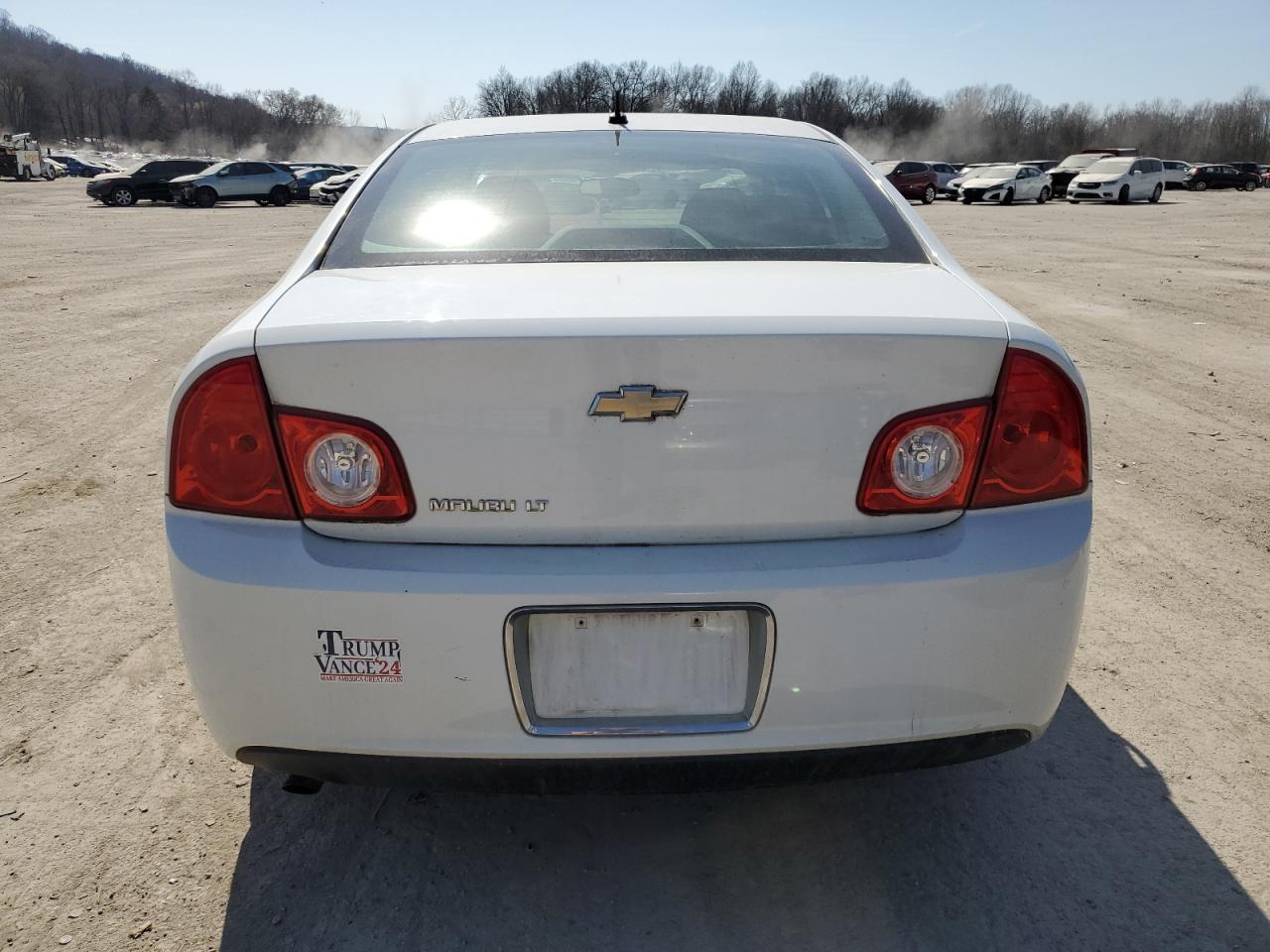 2011 Chevrolet Malibu - Image 6