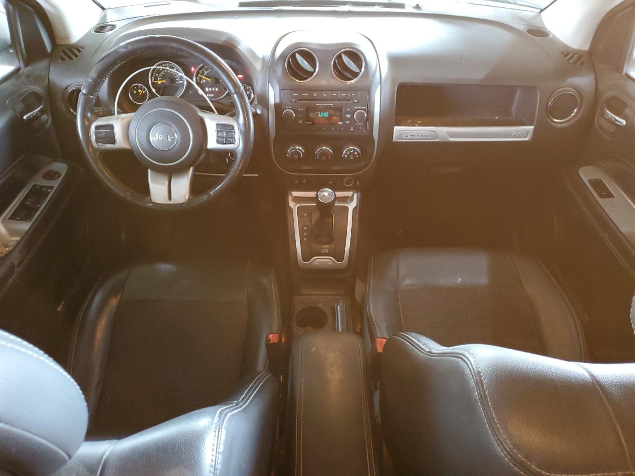 2016 Jeep Compass - Image 8