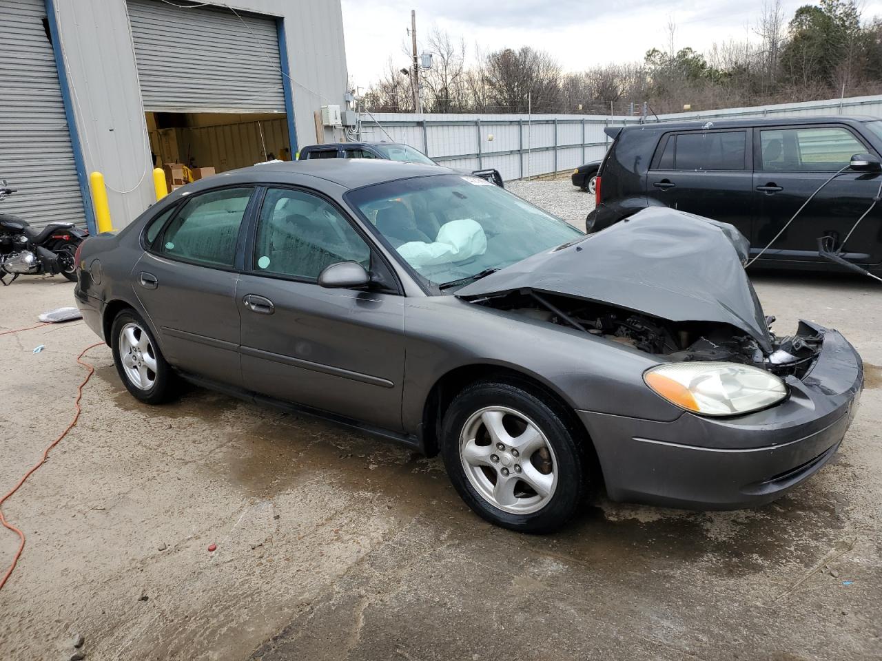 2002 Ford Taurus - Image 4