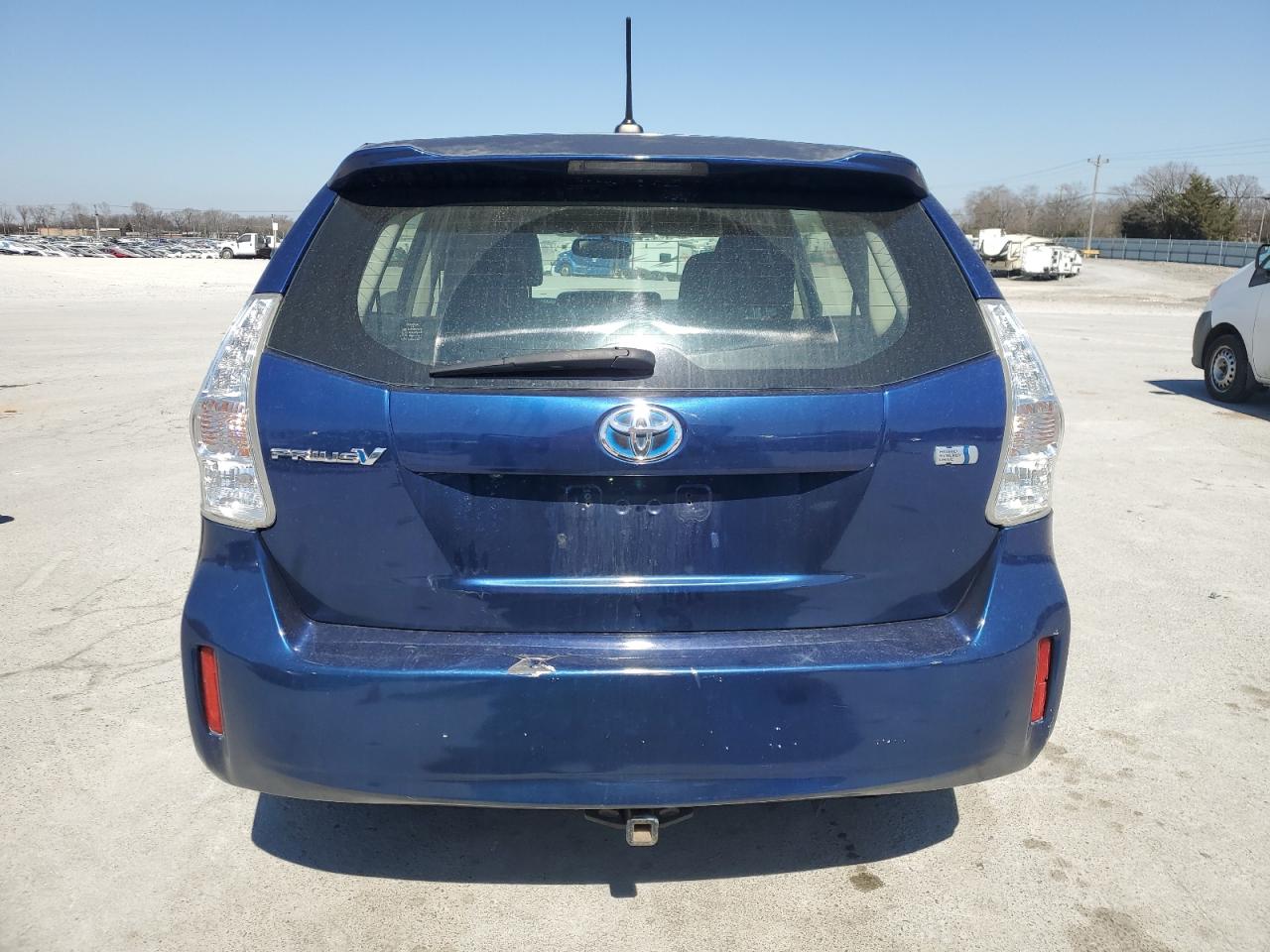 2012 Toyota Prius - Image 6
