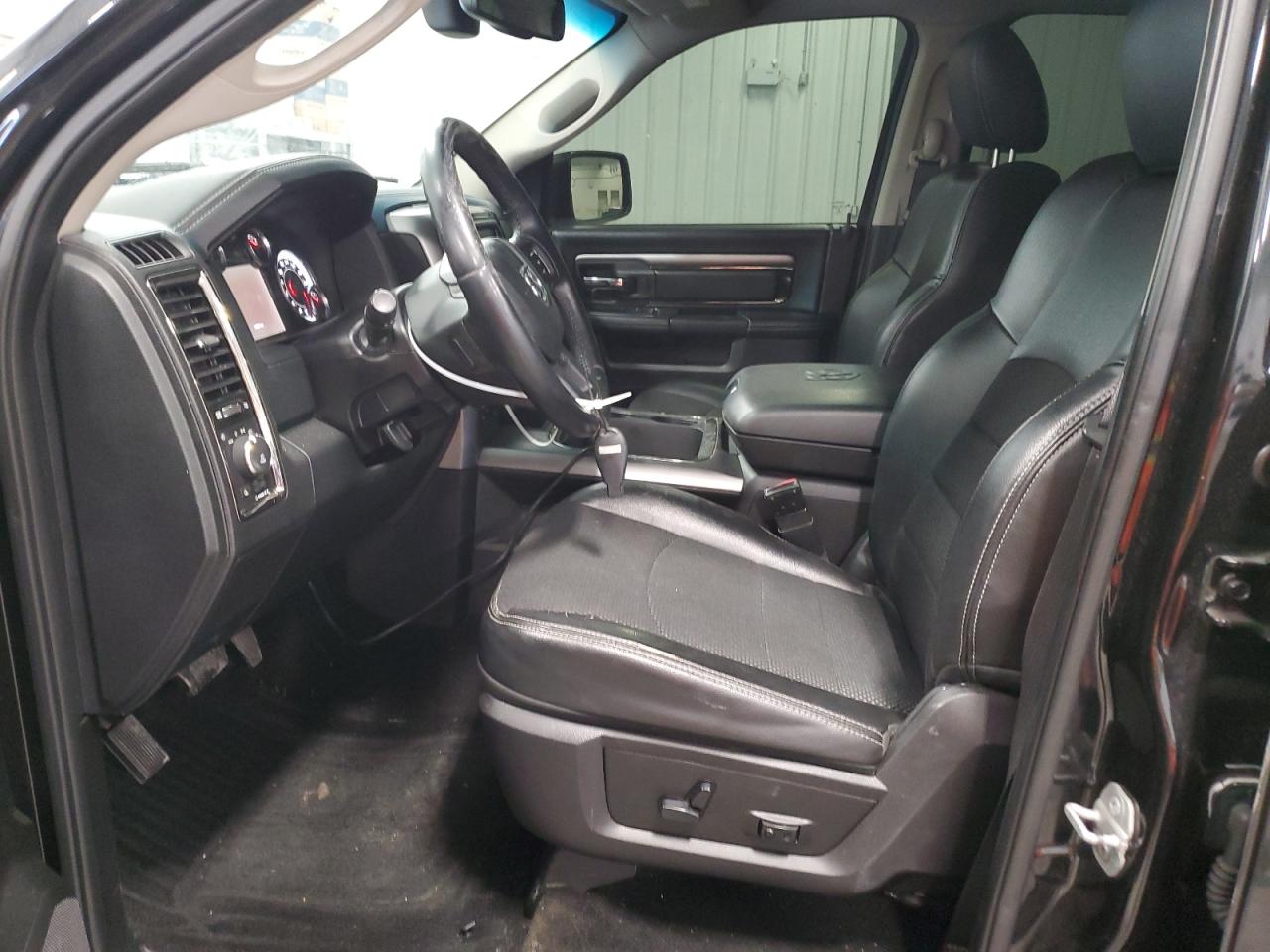 2016 RAM 1500 - Image 7