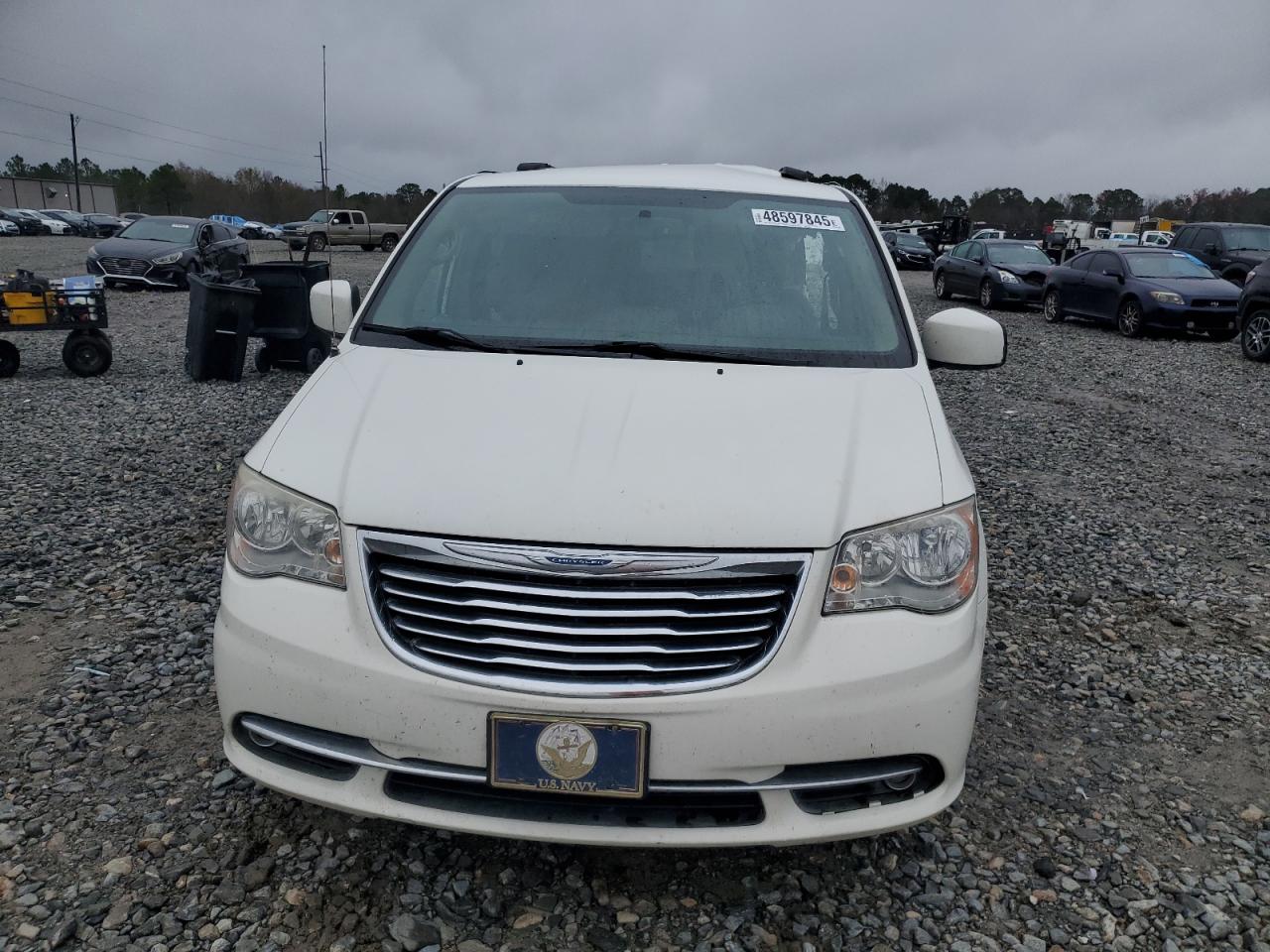 2012 Chrysler Town & Country - Image 5
