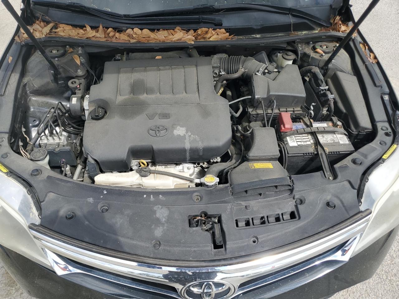 2013 Toyota Avalon - Image 11