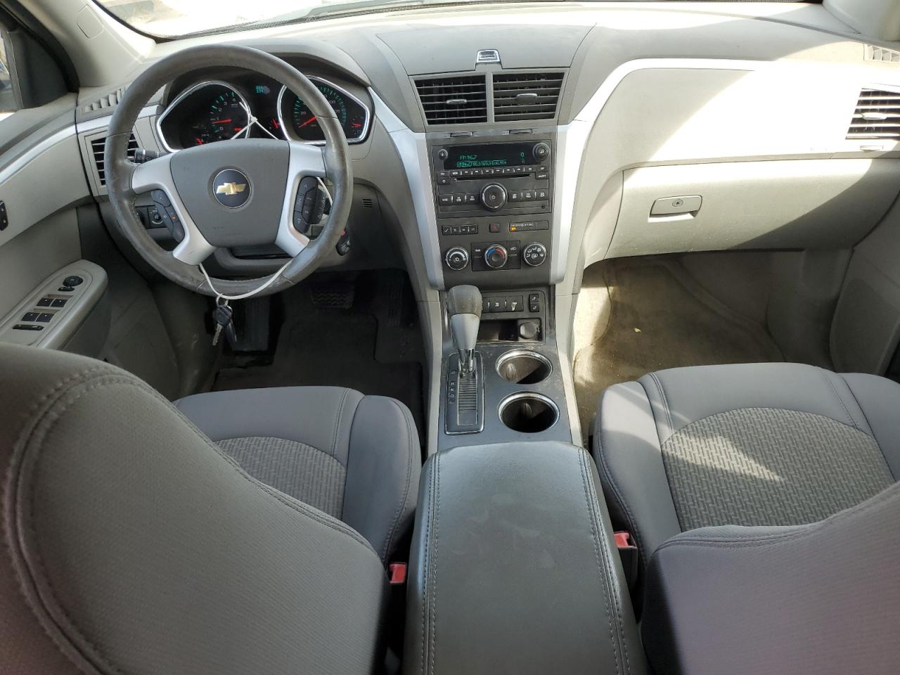 2011 Chevrolet Traverse - Image 8