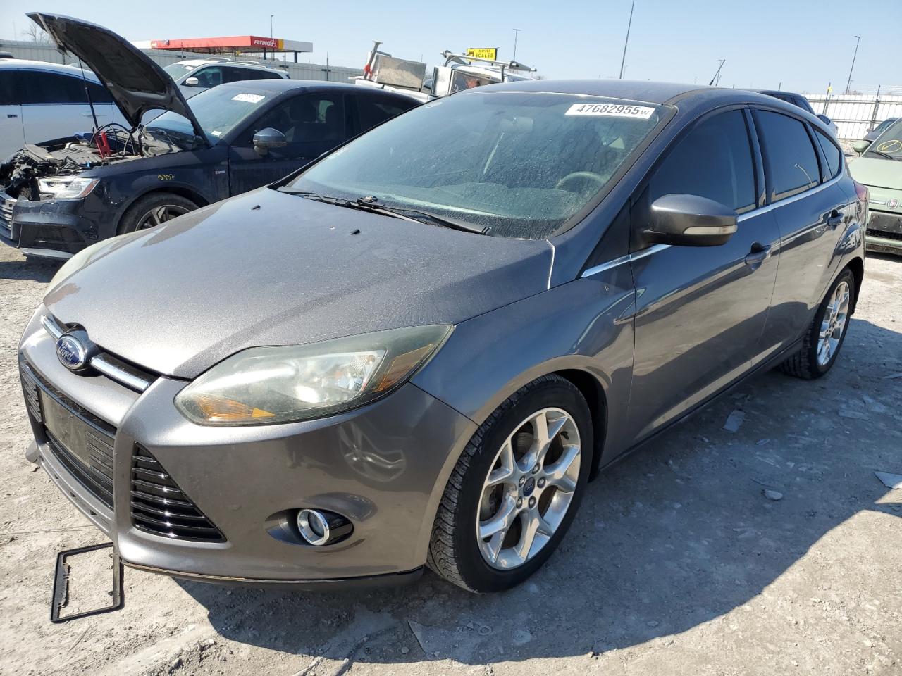 2014 Ford Focus Titanium de vânzare în Cahokia Heights, IL - Minor Dent/Scratches